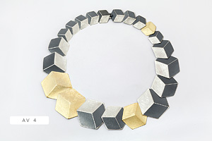 Hand Art Alicja & Jan Jakub Wyganowski Art Jewellery Necklaces The Picture 21